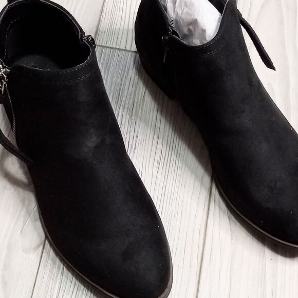 (S-4208) LONDON FOG Women's Tina Ankle Bootie Sz 6.5 - Picture 10 of 11